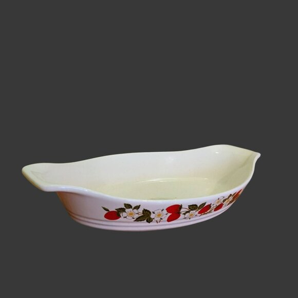 Sheffield Strawberries N Cream Stoneware Baking Dish 12\